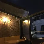 Terrace فندق